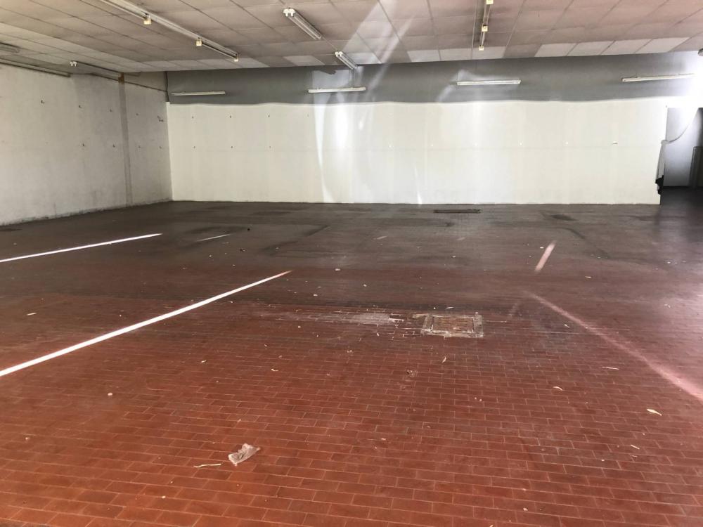 locale commerciale in affitto ad Altopascio in zona Badia Pozzeveri