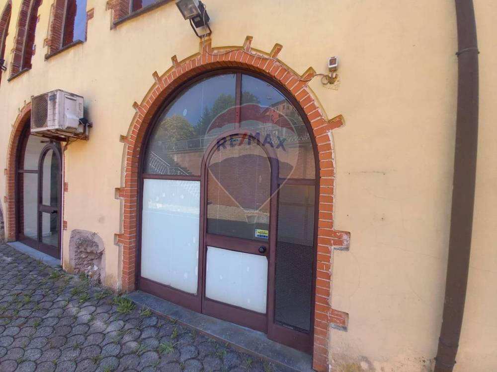 locale commerciale in affitto a Bagni di Lucca