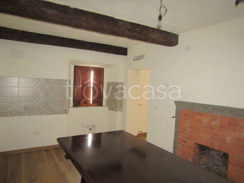 appartamento in affitto a Bagni di Lucca in zona San Cassiano di Controni