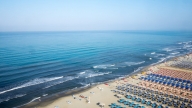 negozio in affitto a Camaiore in zona Lido di Camaiore