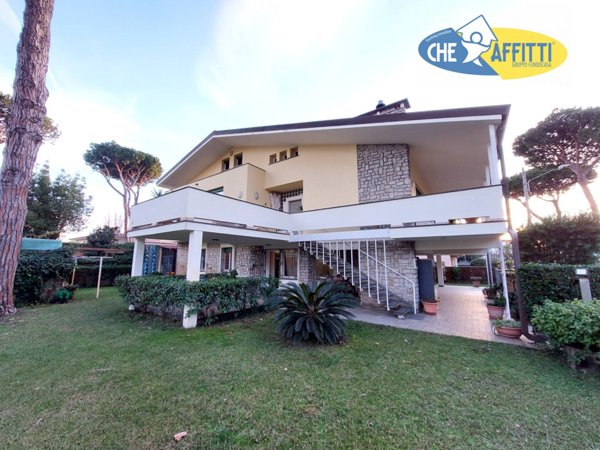 casa indipendente in affitto a Camaiore in zona Lido di Camaiore