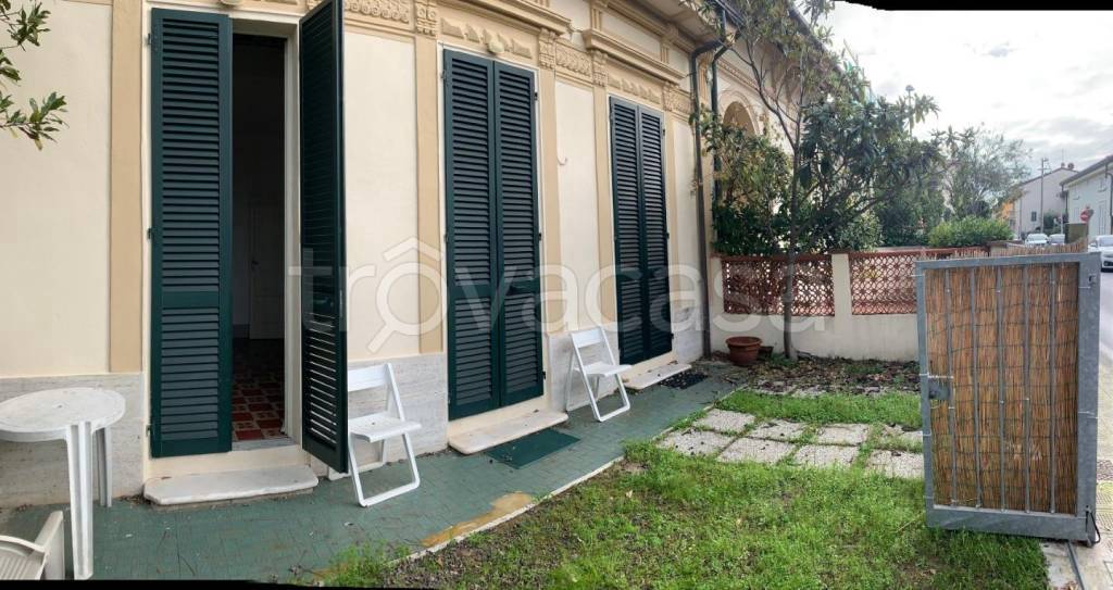 appartamento in affitto a Camaiore in zona Lido di Camaiore