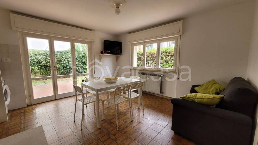 appartamento in affitto a Camaiore in zona Lido di Camaiore