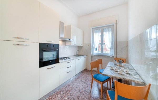 appartamento in affitto a Camaiore in zona Lido di Camaiore