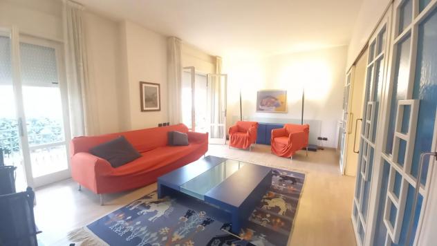 casa indipendente in vendita a Camaiore in zona Lido di Camaiore