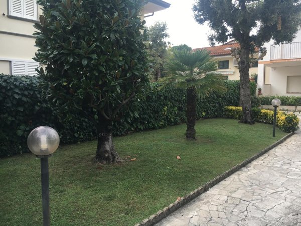 appartamento in affitto a Camaiore