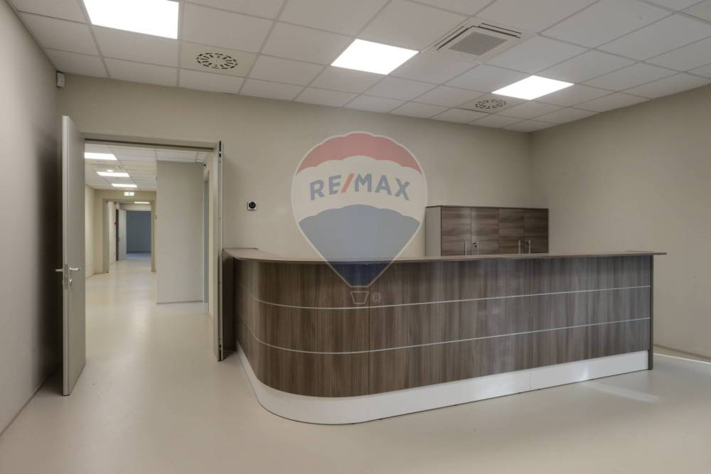 locale commerciale in affitto a Camaiore