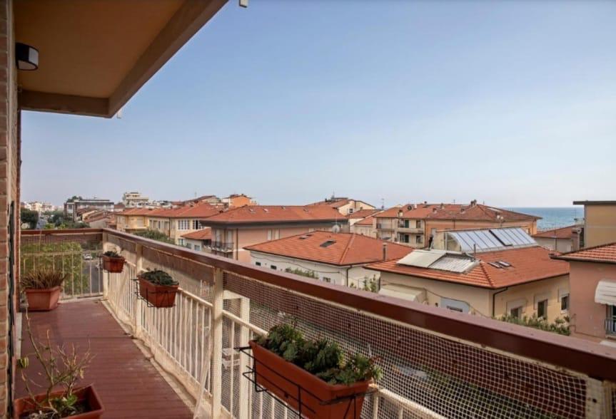 appartamento in affitto a Camaiore in zona Lido di Camaiore