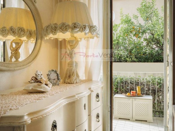 casa indipendente in affitto a Camaiore in zona Lido di Camaiore