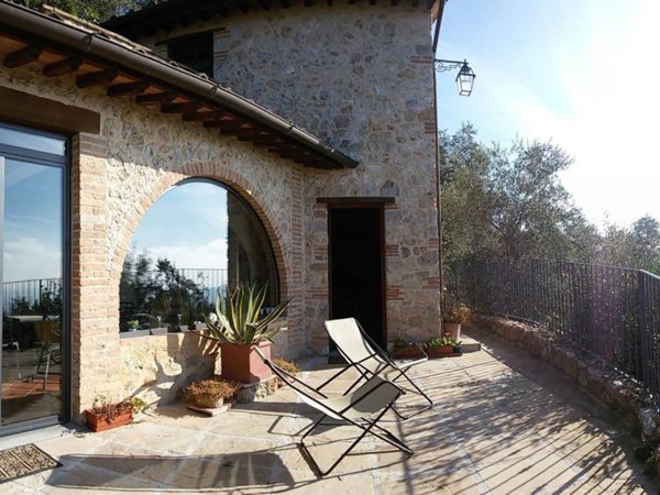 casa indipendente in affitto a Camaiore in zona Capezzano Pianore