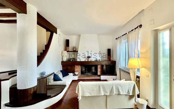 casa indipendente in affitto a Camaiore in zona Lido di Camaiore