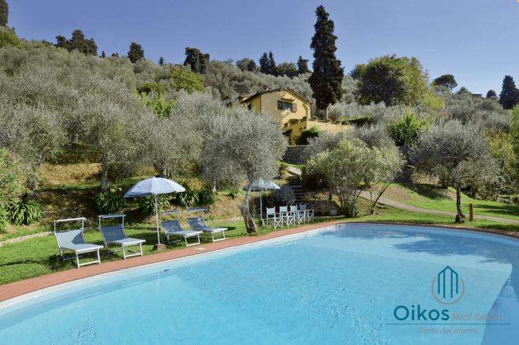 casa indipendente in affitto a Camaiore
