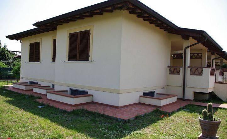 casa indipendente in affitto a Camaiore in zona Lido di Camaiore
