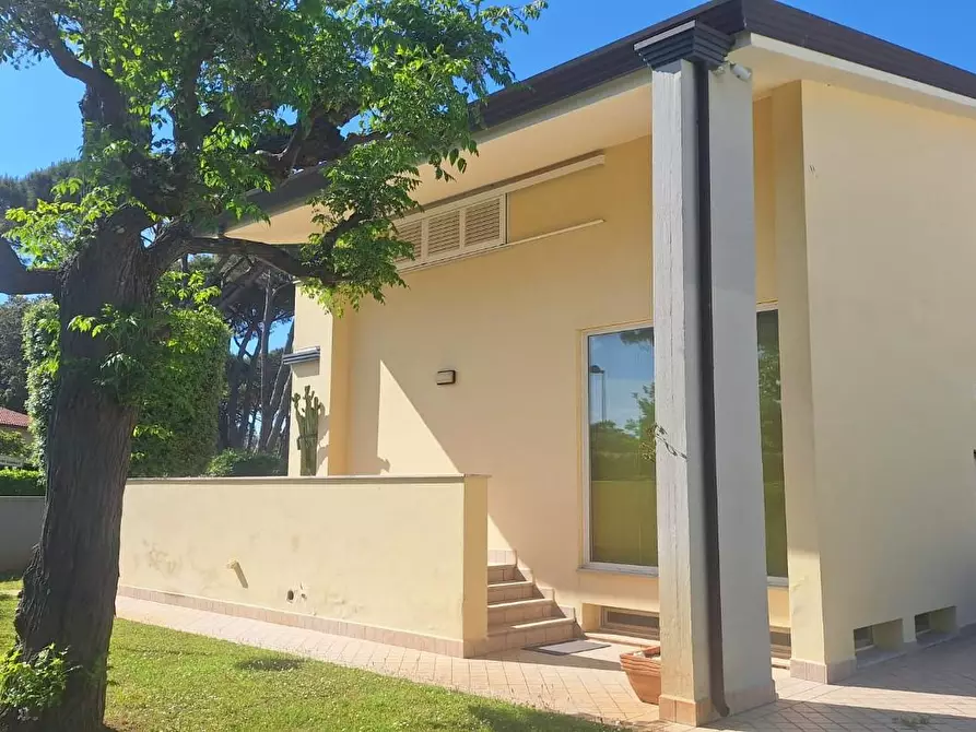 casa indipendente in affitto a Camaiore