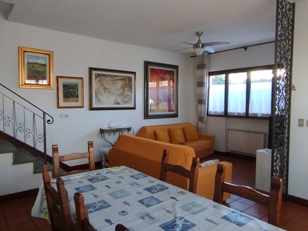 casa indipendente in affitto a Camaiore in zona Lido di Camaiore