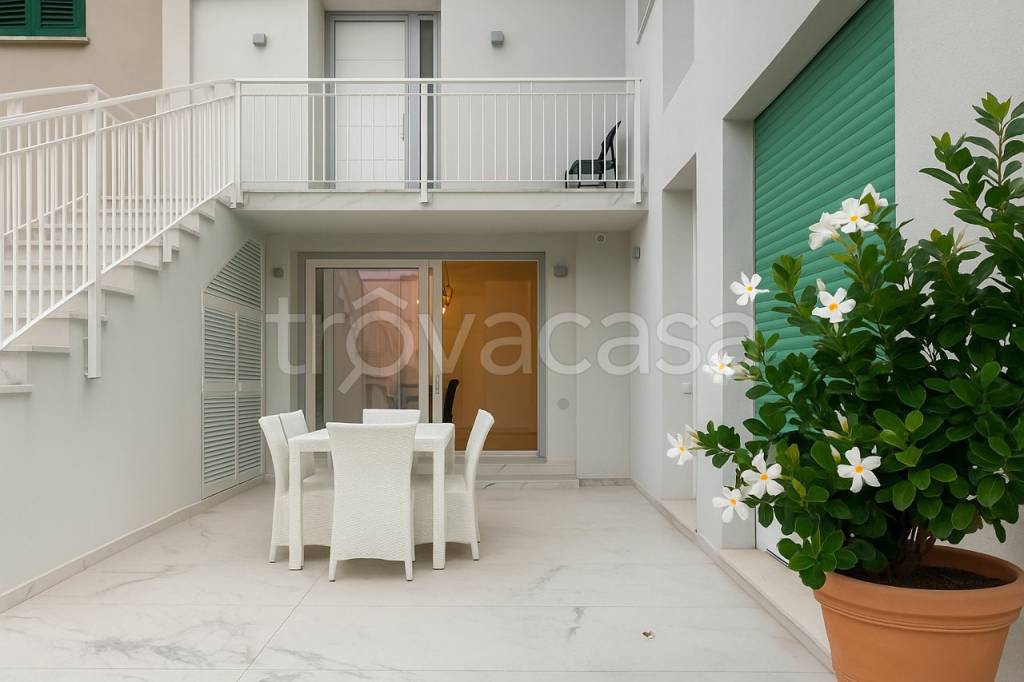appartamento in affitto a Camaiore in zona Lido di Camaiore