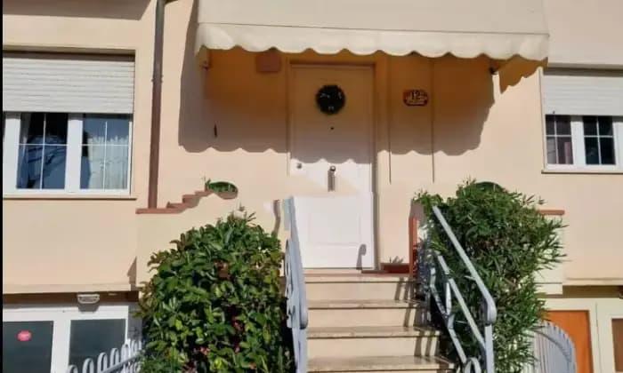 appartamento in affitto a Camaiore in zona Lido di Camaiore
