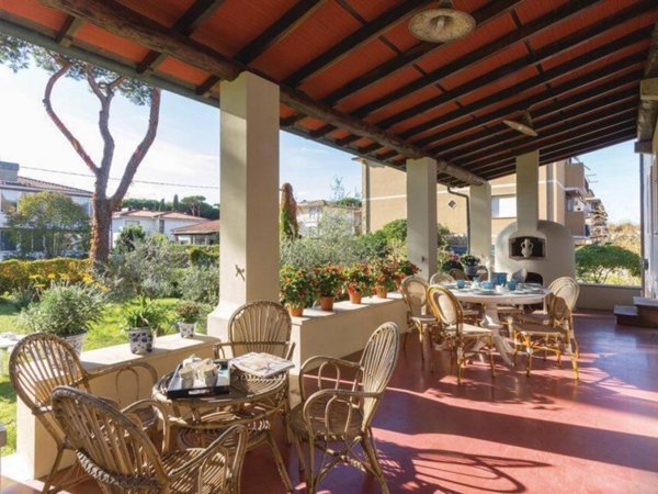 casa indipendente in affitto a Camaiore in zona Lido di Camaiore