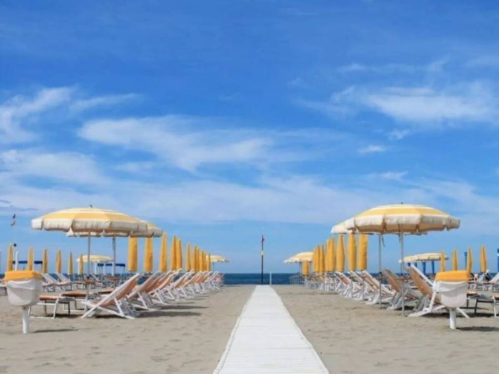 casa indipendente in affitto a Camaiore in zona Capezzano Pianore