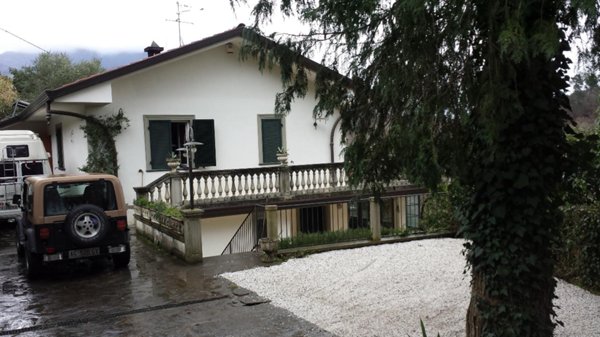 casa indipendente in affitto a Camaiore
