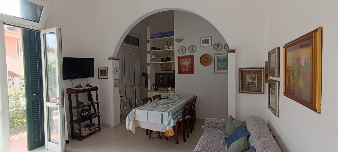 appartamento in affitto a Camaiore in zona Lido di Camaiore