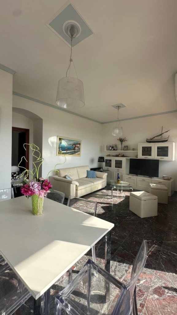 appartamento in affitto a Camaiore in zona Lido di Camaiore