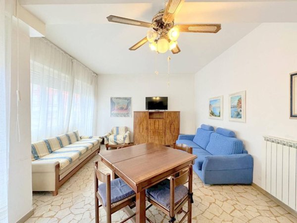 appartamento in affitto a Camaiore in zona Lido di Camaiore