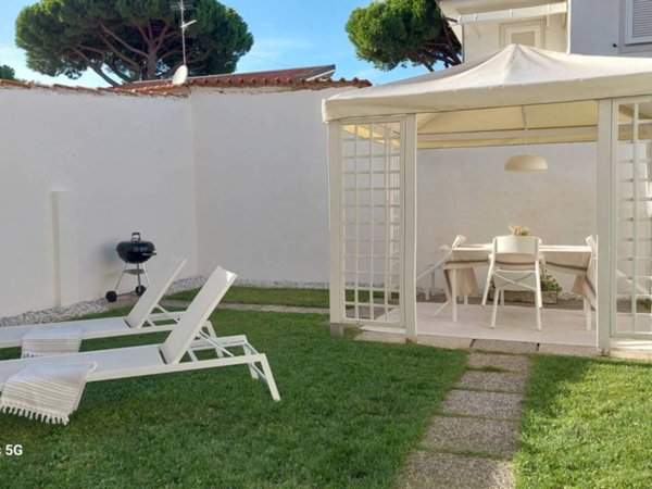 appartamento in affitto a Camaiore in zona Lido di Camaiore