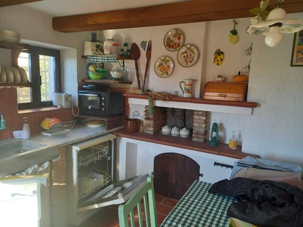 casa indipendente in affitto a Camaiore in zona Pedona