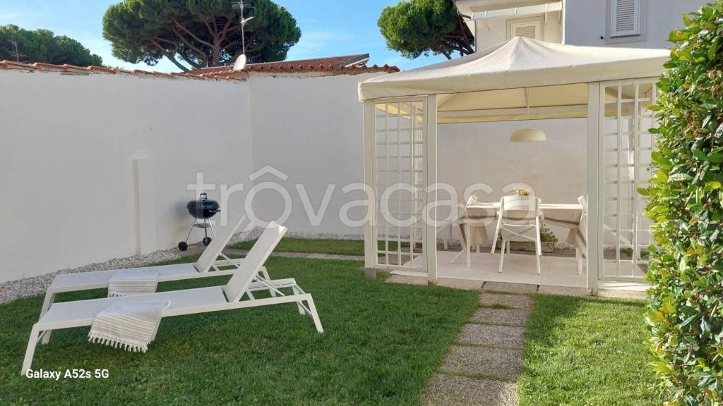 appartamento in affitto a Camaiore in zona Lido di Camaiore