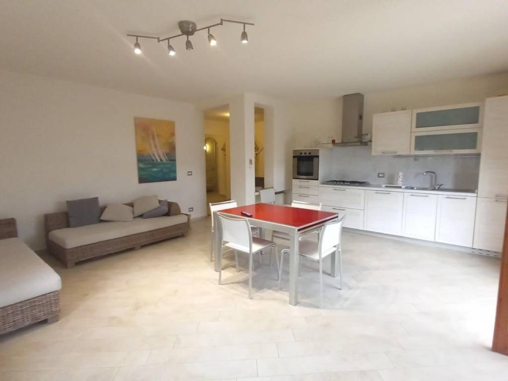 appartamento in affitto a Camaiore in zona Lido di Camaiore