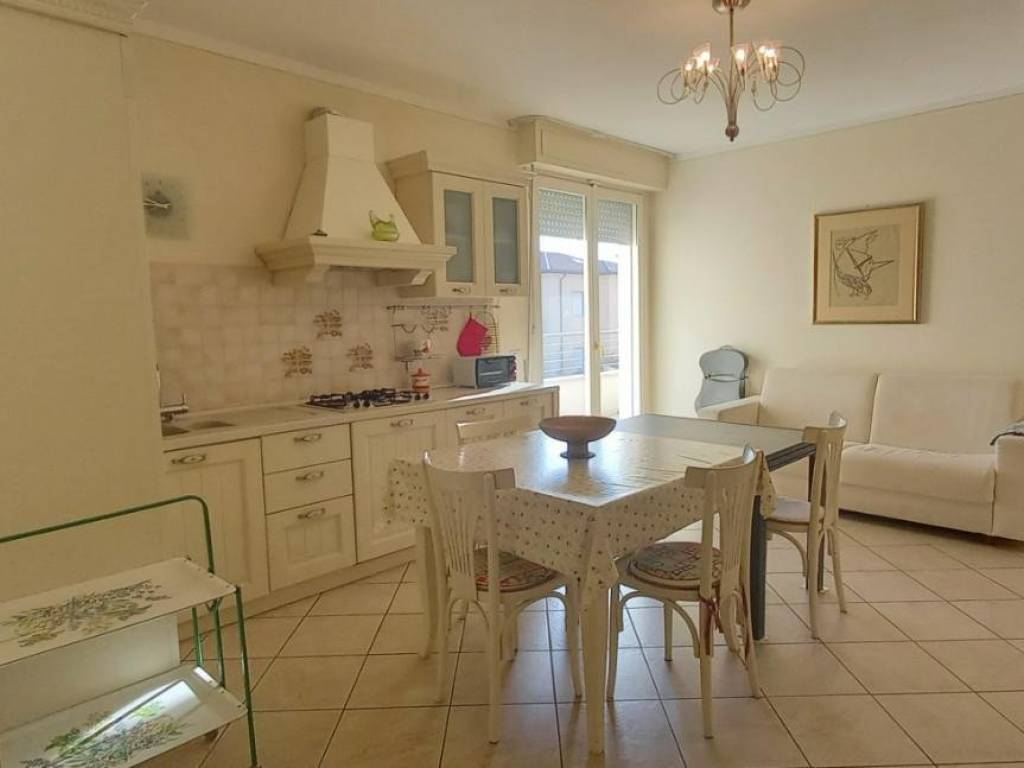 appartamento in affitto a Camaiore in zona Lido di Camaiore