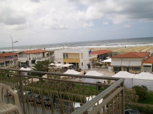 appartamento in affitto a Camaiore in zona Lido di Camaiore