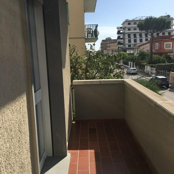 appartamento in affitto a Camaiore in zona Lido di Camaiore