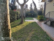 casa indipendente in affitto a Camaiore in zona Lido di Camaiore