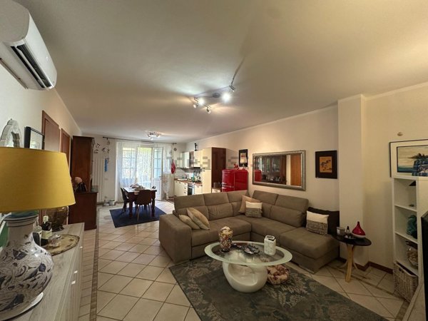 appartamento in affitto a Camaiore in zona Lido di Camaiore