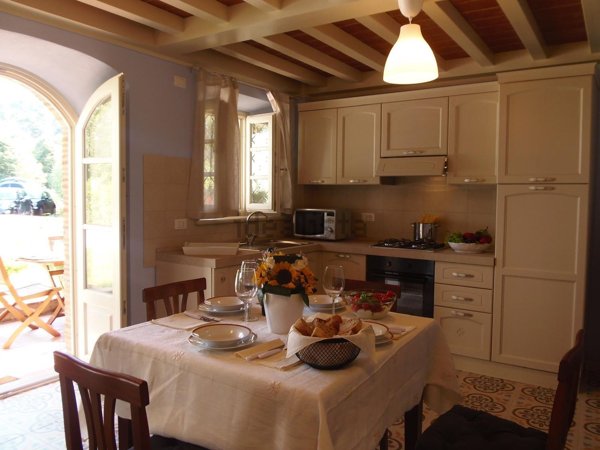 casa indipendente in affitto a Camaiore