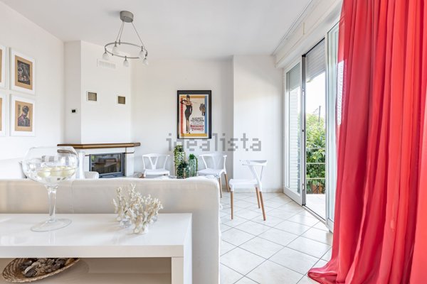 appartamento in affitto a Camaiore in zona Lido di Camaiore