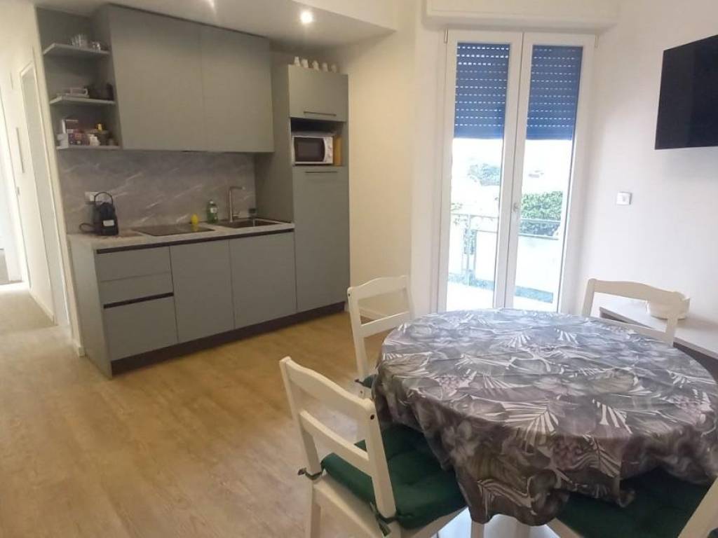 appartamento in affitto a Camaiore in zona Lido di Camaiore