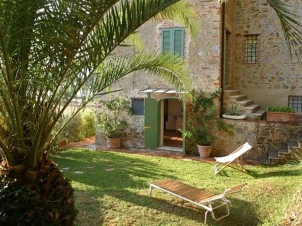 casa indipendente in affitto a Camaiore
