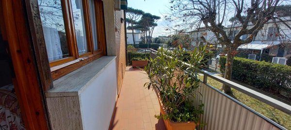 appartamento in affitto a Camaiore in zona Lido di Camaiore