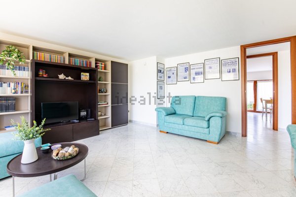 appartamento in affitto a Camaiore in zona Lido di Camaiore