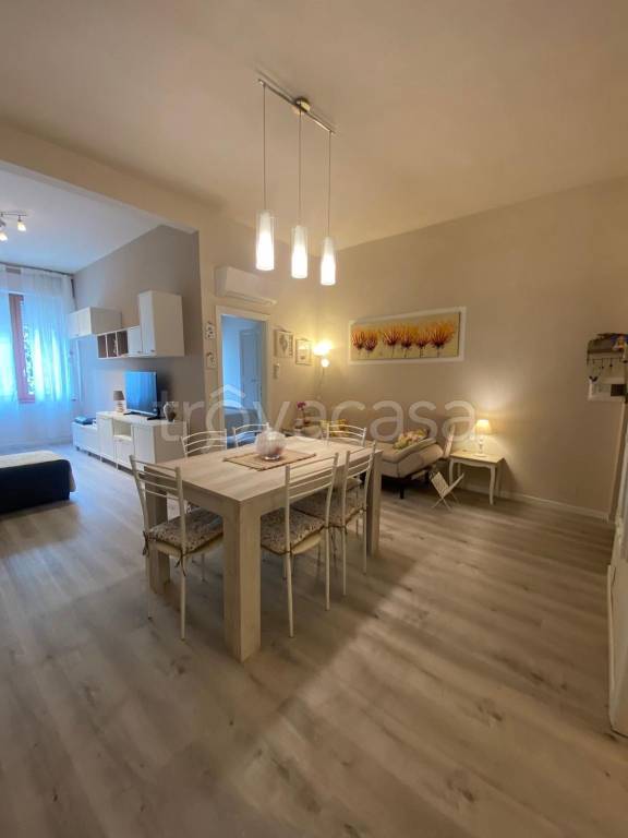 appartamento in affitto a Camaiore in zona Lido di Camaiore