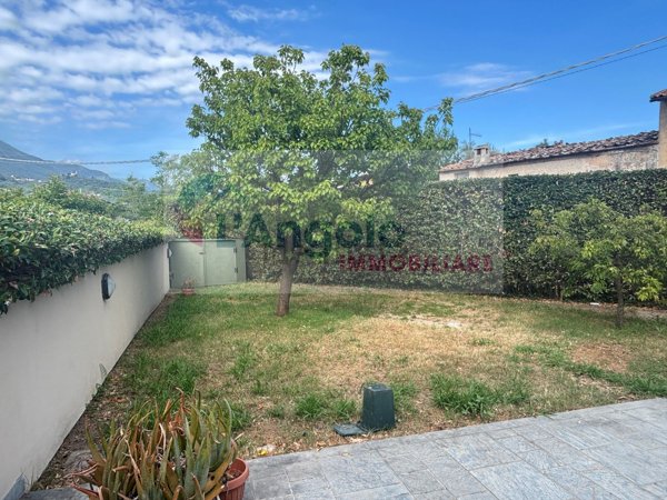 casa indipendente in affitto a Camaiore in zona Capezzano Pianore
