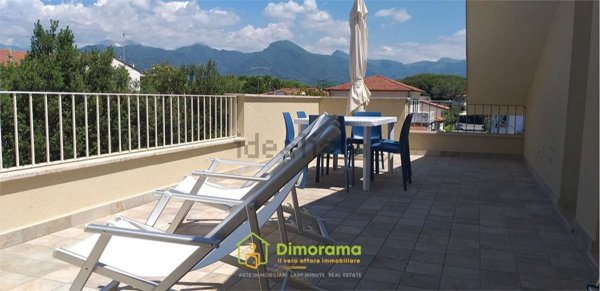appartamento in affitto a Camaiore in zona Lido di Camaiore