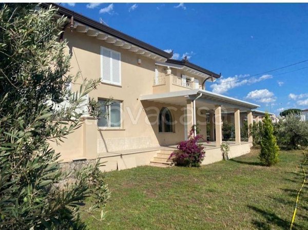 casa indipendente in affitto a Camaiore