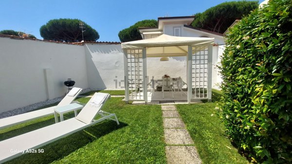 appartamento in affitto a Camaiore