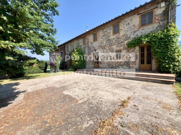casa indipendente in affitto a Capannori