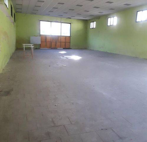locale commerciale in affitto a Capannori