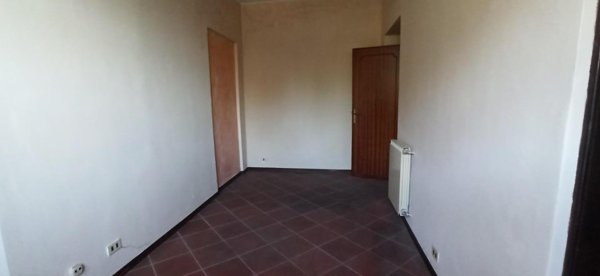 ufficio in affitto a Capannori in zona Lunata